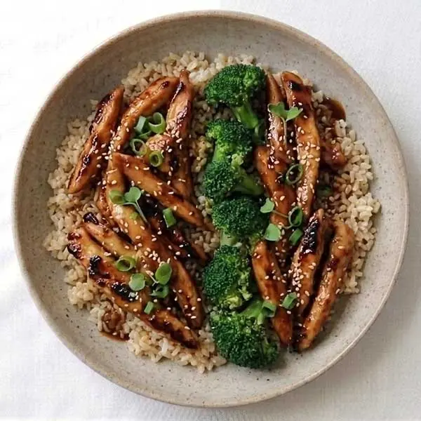 Japanese Chicken Teriyaki with Broccoli & Sticky Brown Rice